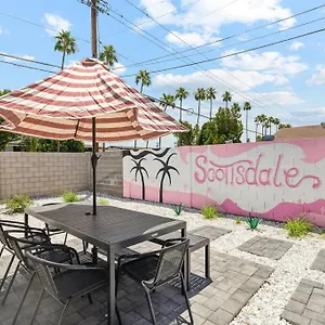 https://home-8-minutes-to-old-town-scottsdale.hotelsofphoenix.com