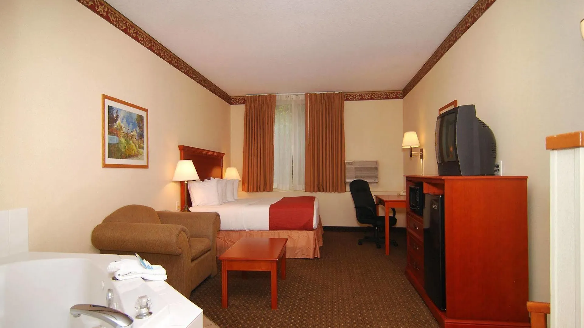 Best Western Plus Vancouver Mall Drive 3*,